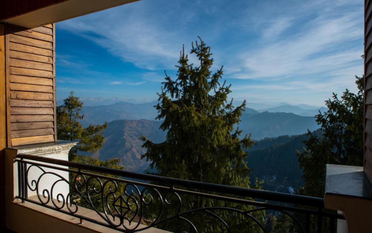Royal Tulip Luxury Hotel, Kufri, Shimla Esterno foto