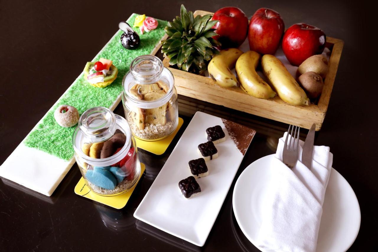 Royal Tulip Luxury Hotel, Kufri, Shimla Esterno foto